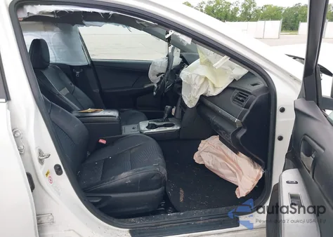 2014 Toyota Camry Se z USA, uszkodzony, nr VIN 4T1BF1FK9EU414735